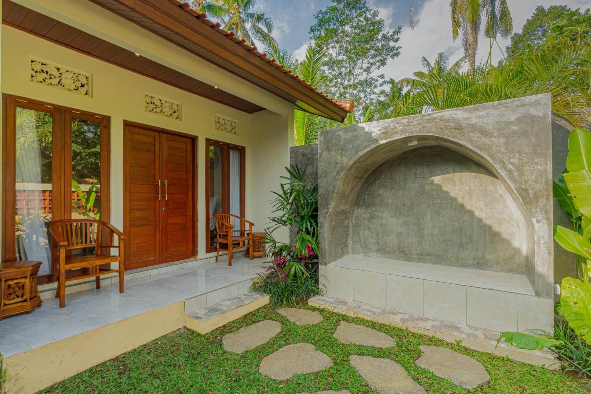 Hotel Puri Kurnia Ayu à Ubud Extérieur photo