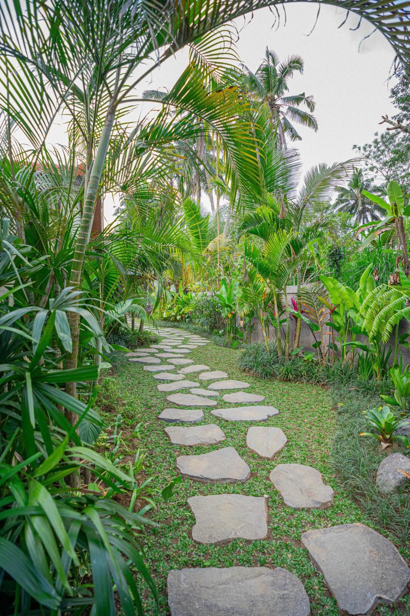 Hotel Puri Kurnia Ayu à Ubud Extérieur photo